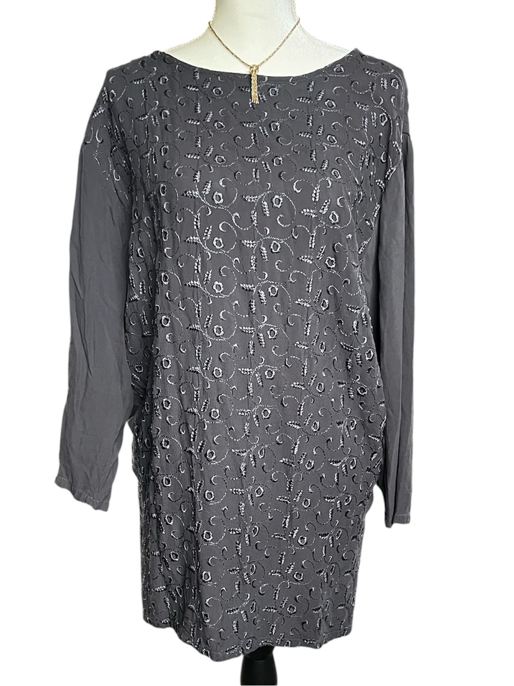 Biya JOHNNY WAS Embroidered Rayon Boho Tunic Size L